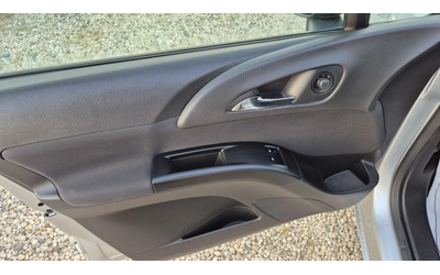 Opel Meriva 1.4 БЕНЗИН ГАЗ BRC 100ХИЛ.ЛИЗИНГ ВИДЕО - автомобили, коли, обяви за нови и употребявани 13