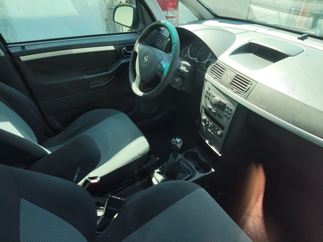 Opel Meriva 1, 6i 105ps - автомобили, коли, обяви за нови и употребявани 3