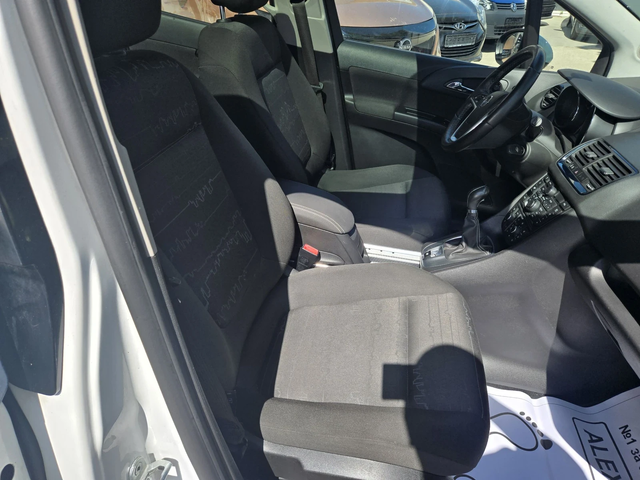 Opel Meriva - автомобили, коли, обяви за нови и употребявани 5