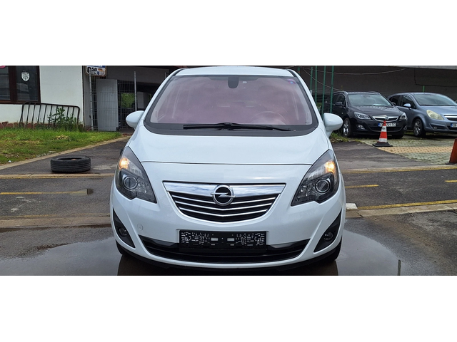 Opel Meriva 1.4 Turbo Face lift Кожен салон Автопилот - автомобили, коли, обяви за нови и употребявани 1