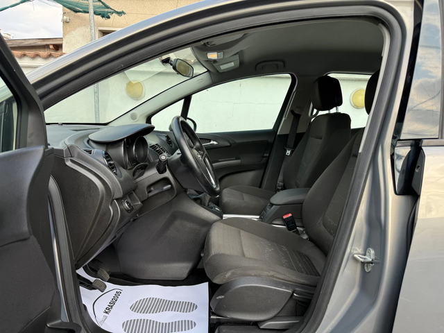 Opel Meriva 1.3CDTI 75HP - автомобили, коли, обяви за нови и употребявани 6