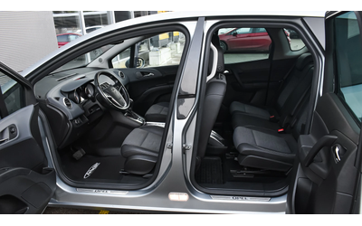 Opel Meriva 1.7 CDTi Innovation Automatic - автомобили, коли, обяви за нови и употребявани 8