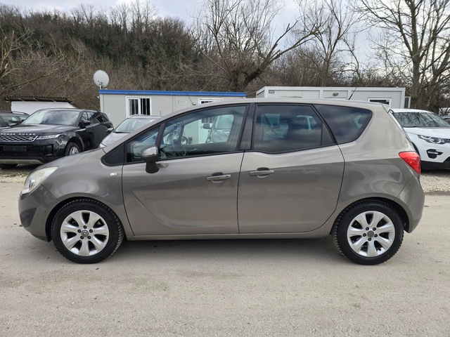 Opel Meriva 1.3D 95к.с Топ състояние - автомобили, коли, обяви за нови и употребявани 6