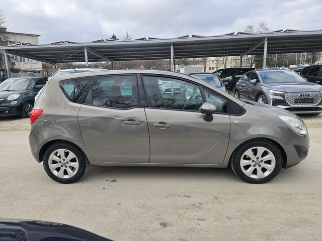 Opel Meriva 1.3D 95к.с Топ състояние - автомобили, коли, обяви за нови и употребявани 7