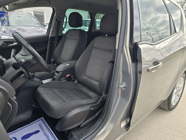 Opel Meriva 1.3D 95к.с Топ състояние - автомобили, коли, обяви за нови и употребявани 9