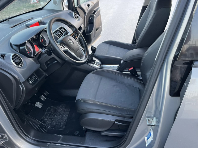 Opel Meriva 1.3ECOFLEX 95кс КЛИМАТРОНИК АВТОПИЛОТ ВНОС ИТАЛИЯ - автомобили, коли, обяви за нови и употребявани 7