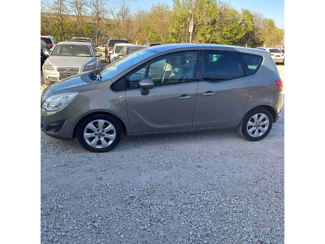 Opel Meriva 1.3cdti * Nova* UNIKAT* - автомобили, коли, обяви за нови и употребявани 3
