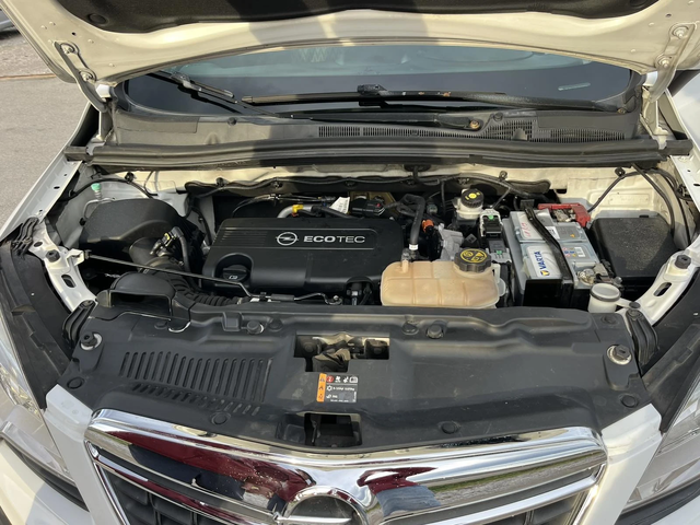 Opel Mokka 1.7CDTI 110кс 6 СКОРОСТИ EURO 5В АВТОПИЛОТ ВНОС ИТ - автомобили, коли, обяви за нови и употребявани 13