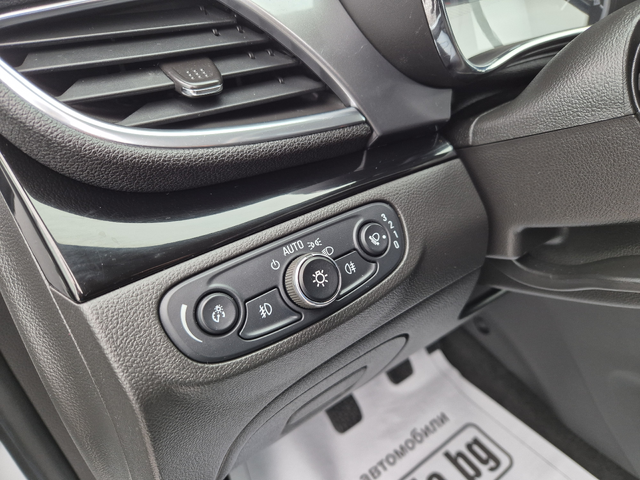 Opel Mokka X 1.6 - автомобили, коли, обяви за нови и употребявани 13