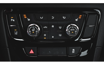 Opel Mokka X 1.6 CDTi Active Automatic - автомобили, коли, обяви за нови и употребявани 13