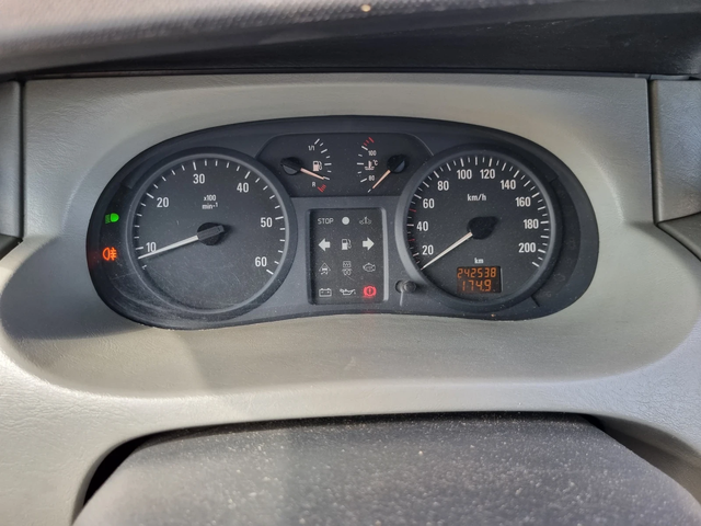 Opel Vivaro 1, 900DTI/ХЛАДИЛЕН/EURO4 - автомобили, коли, обяви за нови и употребявани 12