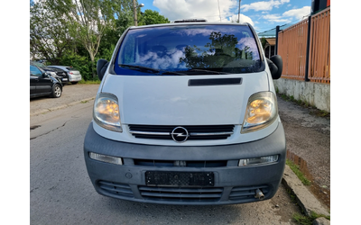 opel-vivaro - 2