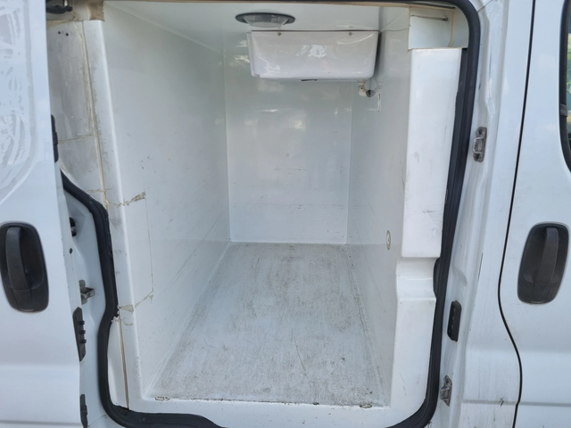 Opel Vivaro 1, 900DTI/ХЛАДИЛЕН/EURO4 - автомобили, коли, обяви за нови и употребявани 8