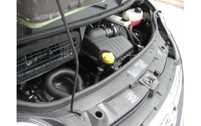 Opel Vivaro 2.0cdti 6ck. - автомобили, коли, обяви за нови и употребявани 13