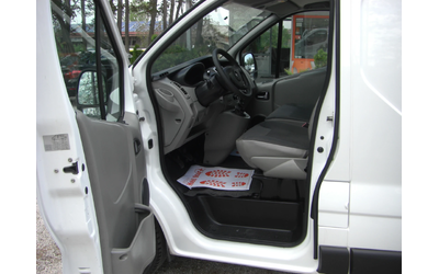 Opel Vivaro 2.0cdti 6ck. - автомобили, коли, обяви за нови и употребявани 8