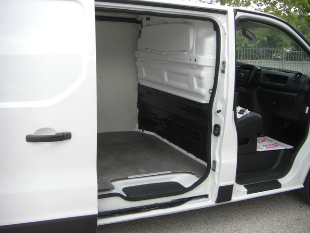 Opel Vivaro 1.6cdti 6ck. EURO 6 - автомобили, коли, обяви за нови и употребявани 13