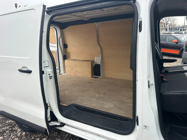 Opel Vivaro 1.5HDI 102kc EURO6 - автомобили, коли, обяви за нови и употребявани 11