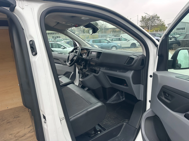 Opel Vivaro 1.5HDI 102kc EURO6 - автомобили, коли, обяви за нови и употребявани 12