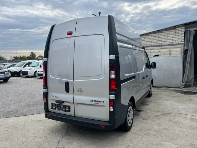 Opel Vivaro 1.6 Diesel 120k.c - автомобили, коли, обяви за нови и употребявани 5