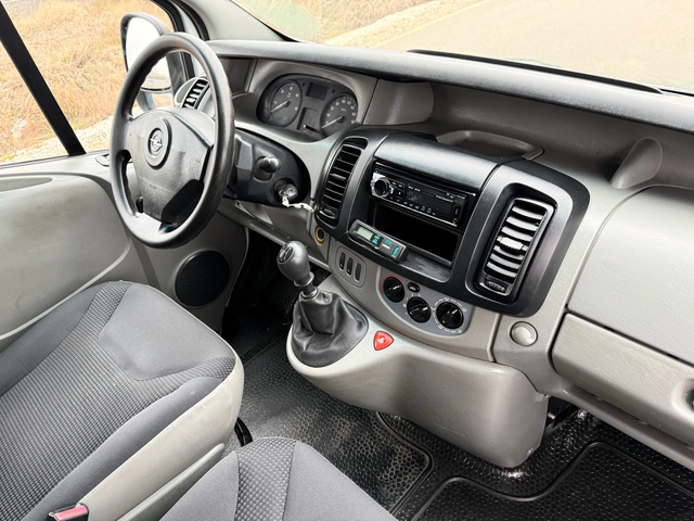 Opel Vivaro 2.0 CDTi / 6 Скорости / EURO 5 / 2900кг. - автомобили, коли, обяви за нови и употребявани 13
