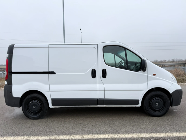Opel Vivaro 2.0 CDTi / 6 Скорости / EURO 5 / 2900кг. - автомобили, коли, обяви за нови и употребявани 4