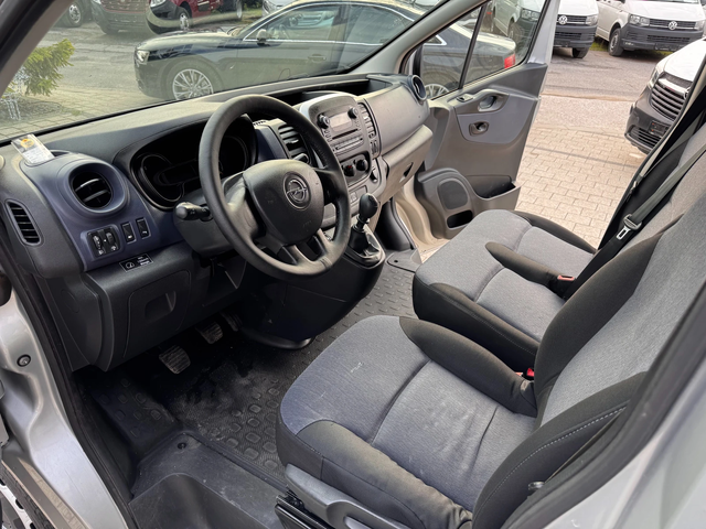Opel Vivaro 1.6CDTI 2странични врати Клима - автомобили, коли, обяви за нови и употребявани 12