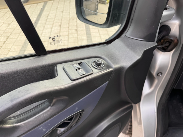 Opel Vivaro 1.6CDTI 2странични врати Клима - автомобили, коли, обяви за нови и употребявани 15