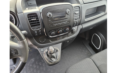 Opel Vivaro - автомобили, коли, обяви за нови и употребявани 10