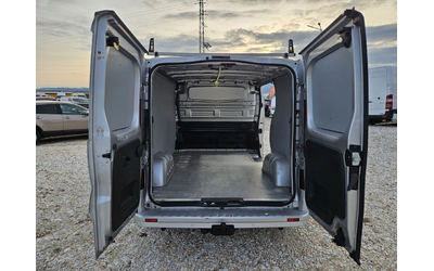 Opel Vivaro - автомобили, коли, обяви за нови и употребявани 12