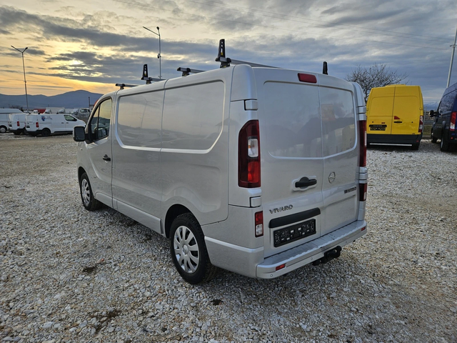 Opel Vivaro - автомобили, коли, обяви за нови и употребявани 2