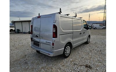 opel-vivaro - 4