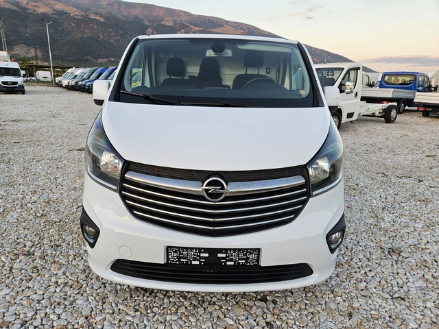 Opel Vivaro Евро 6, Клима , ДВЕ странични врати - автомобили, коли, обяви за нови и употребявани 7