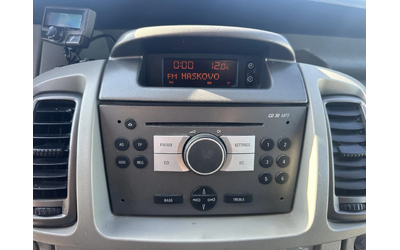 Opel Vivaro - автомобили, коли, обяви за нови и употребявани 12