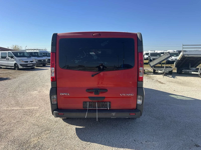 Opel Vivaro - автомобили, коли, обяви за нови и употребявани 4