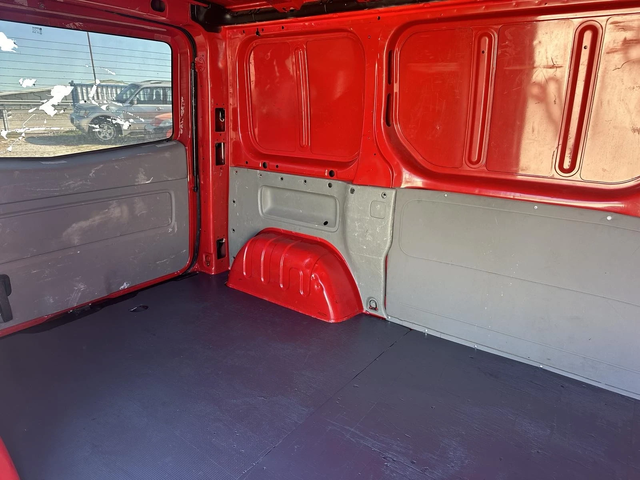 Opel Vivaro - автомобили, коли, обяви за нови и употребявани 8