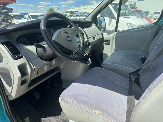 Opel Vivaro - автомобили, коли, обяви за нови и употребявани 11