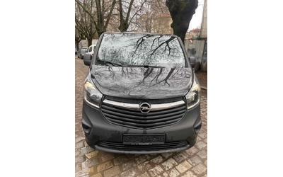 opel-vivaro - 2