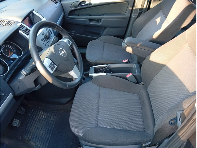 Opel Zafira 1600 - автомобили, коли, обяви за нови и употребявани 10