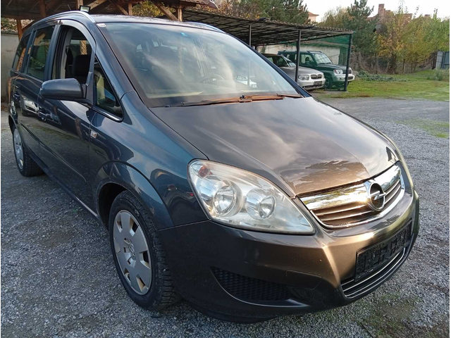 Opel Zafira 1600 - автомобили, коли, обяви за нови и употребявани 5