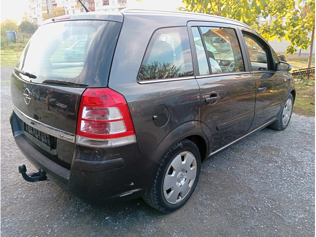 Opel Zafira 1600 - автомобили, коли, обяви за нови и употребявани 8