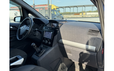 Opel Zafira 2.2 Бензин* 150к.с.* 2010г.* 6+1 Местен* Топ Състояние - автомобили, коли, обяви за нови и употребявани 11