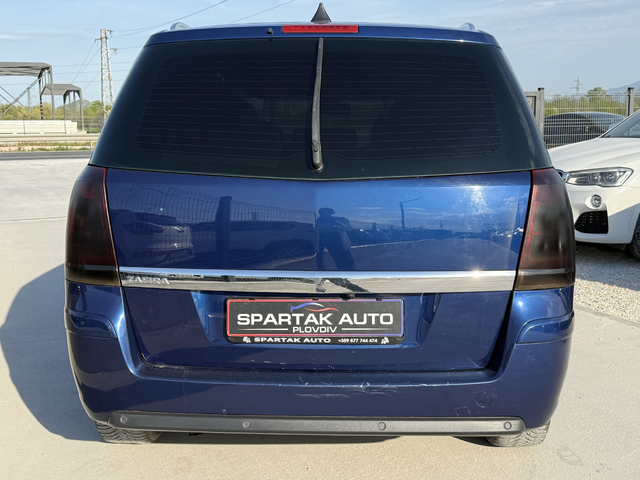Opel Zafira 2.2 Бензин* 150к.с.* 2010г.* 6+1 Местен* Топ Състояние - автомобили, коли, обяви за нови и употребявани 4