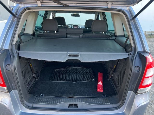 Opel Zafira 1.6 Turbo 150к.с. Facelift 7-местна - автомобили, коли, обяви за нови и употребявани 11