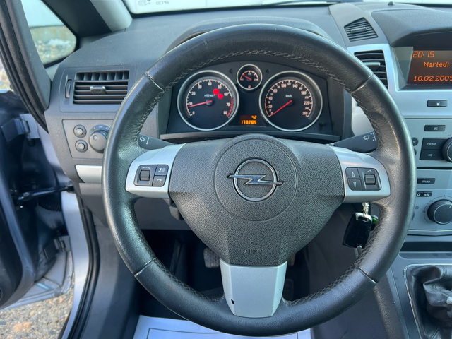 Opel Zafira 1.6 Turbo 150к.с. Facelift 7-местна - автомобили, коли, обяви за нови и употребявани 13