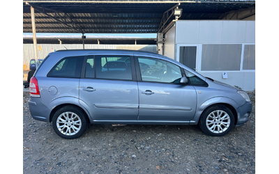 opel-zafira - 3