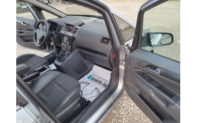 Opel Zafira 6+ 1 - автомобили, коли, обяви за нови и употребявани 11