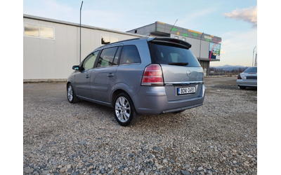 opel-zafira - 2