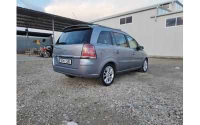 opel-zafira - 4