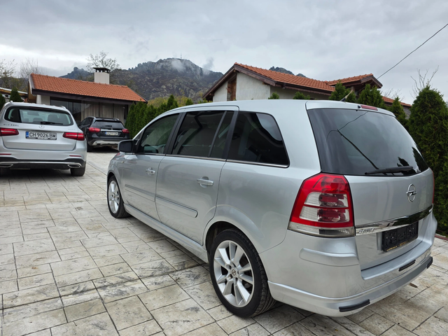 Opel Zafira 1.7 CTDI COSMO - автомобили, коли, обяви за нови и употребявани 7