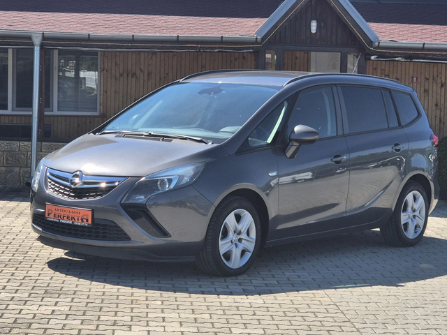 Opel Zafira 2.0 диз 110к.с. - автомобили, коли, обяви за нови и употребявани 0